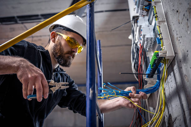 Best Licensed Electrician  in Chinook, MT